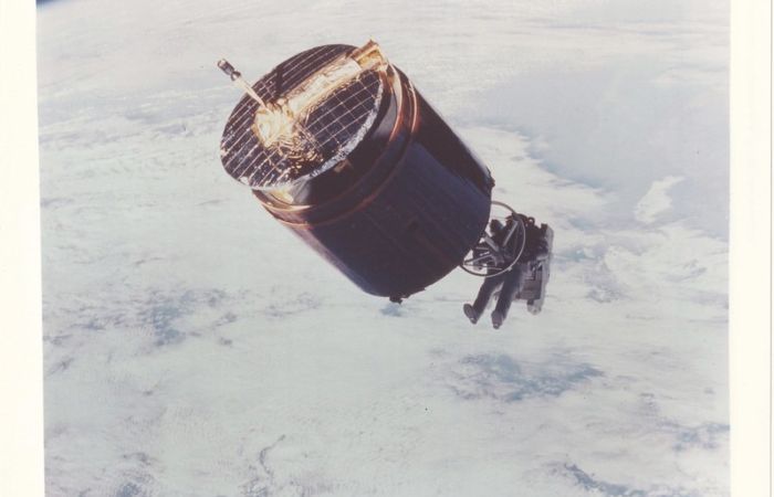 a view of a satellite above the surface of the earth